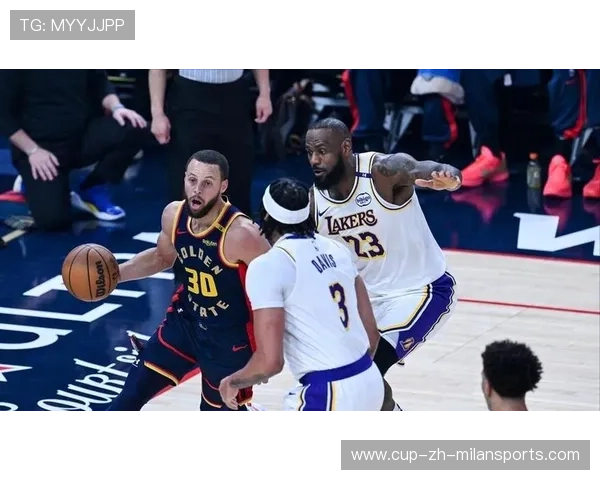 湖人强势反弹，里夫斯末节表现成夺胜关键
