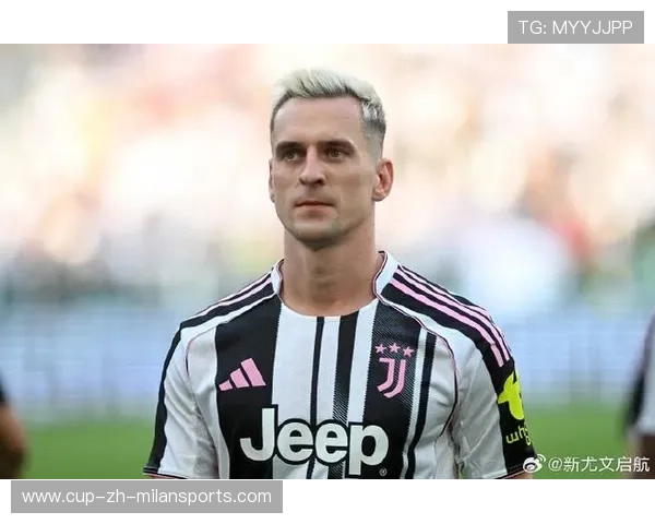 尤文米利克门前把握训练更稳定，引领前锋新风尚