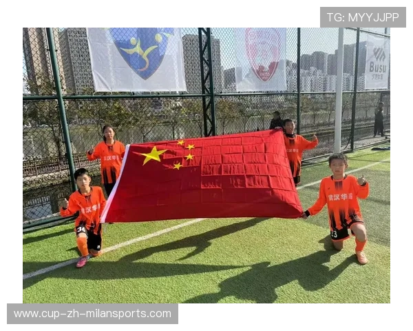 足球联赛完善俱乐部青训人才的输送与考核机制，足球俱乐部青训什么条件